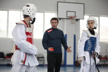Mənim uğurum mənim tələbələrimdir- FOTO/VIDEO