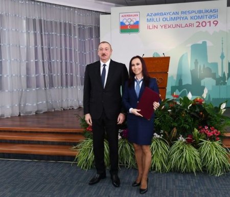 İlham Əliyev 2019-cu ilin idman yekunlarına həsr olunan mərasimdə iştirak etdi - YENİLƏNİB+FOTO İlham Əliyev 2019-cu ilin idman yekunlarına həsr olunan mərasimdə iştirak etdi - YENİLƏNİB+FOTO
