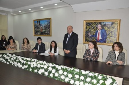  “Könüllü ol, İnkişaf et” 