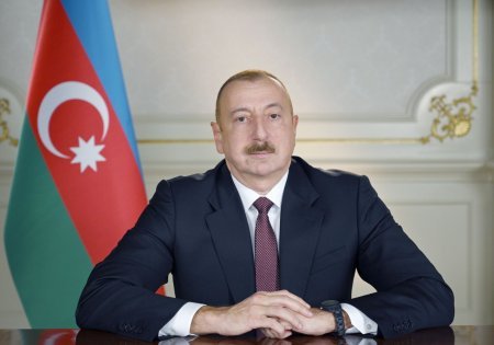 Prezident İlham Əliyev 2022-ci ilin “Şuşa İli” elan edilməsi haqqında sərəncam imzalayıb Prezident İlham Əliyev 2022-ci ilin “Şuşa İli” elan edilməsi haqqında sərəncam imzalayıb