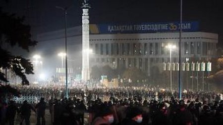 Qazaxıstan hadisələri FOTOLARDA