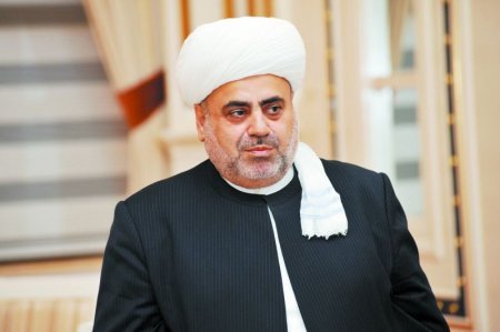 Şeyx İran barədə: “Sən demə qardaşın başqa qardaşı da varmış” Şeyx İran barədə: “Sən demə qardaşın başqa qardaşı da varmış”
